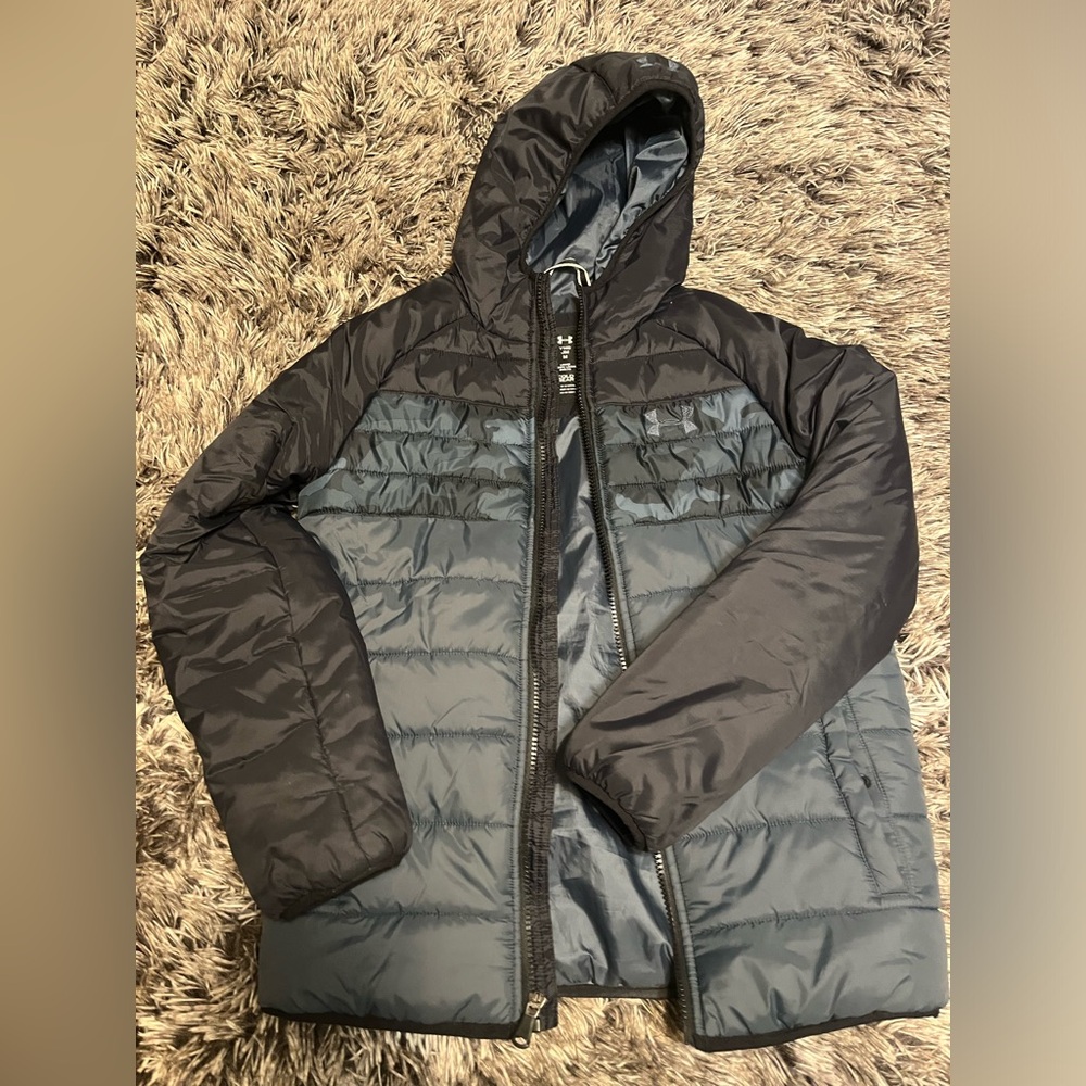 Boys under armour winter coat size M